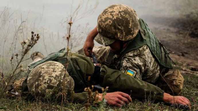 Двоє українських військових загинули у зоні проведення ООС