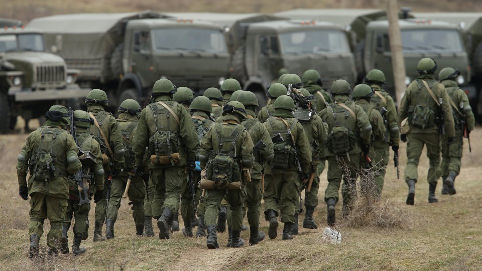 В Україну прибувають російські бойовики зі спецслужб Росії – західна розвідка