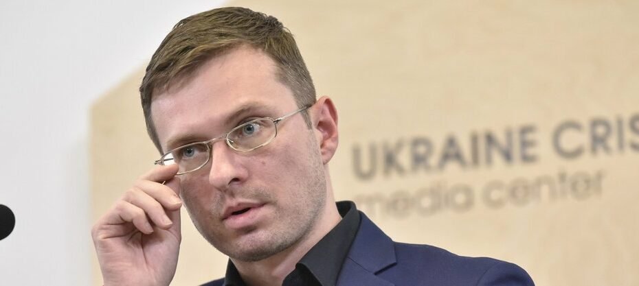 В Україні почнуть вводити бустерні дози COVID-вакцини людям старше 60 років