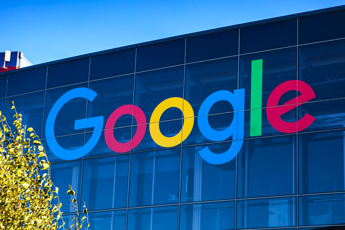 Google запустить кампанію, яка протидіятиме фейкам у ЄС – Reuters