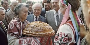 ГОСТІ З МИНУЛОГО: Так 1982 року кияни зустрічали прем'єр-міністра Індії Індіру Ганді (Фото:DR)