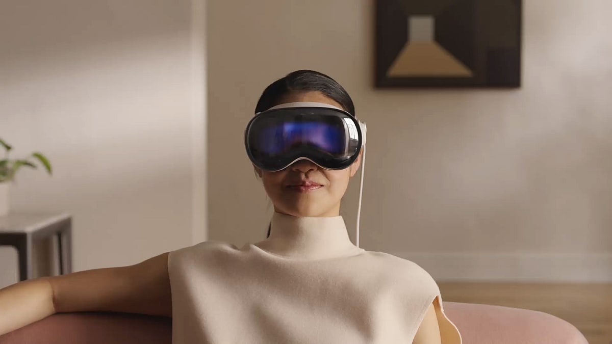 Гарнітура Apple Vision Pro отримає першу програму Metaverse з «надреалістичною графікою»