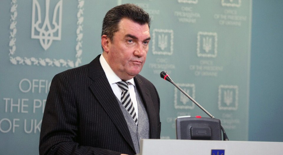 Данилов спрогнозував понад тисячу померлих від COVID-19 щоденно