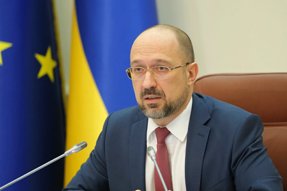 Шмігаль розповів, звідки візьмуть гроші на “тисячу Зеленського”