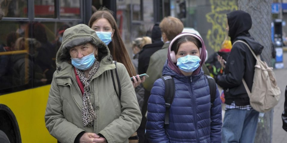 Коронавірус в Україні сьогодні: статистика на 17 грудня