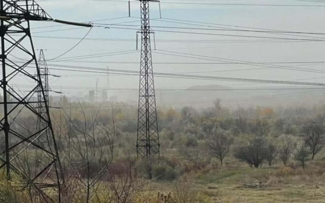 У Львові лютував буревій: піщана буря, повалені дерева та обвалений будинок