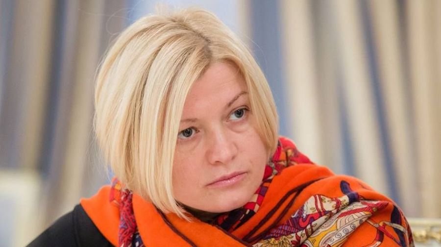 Депутати Є. С.” вимагають розслідувати, хто дозволив провести російські вибори у консульствах України