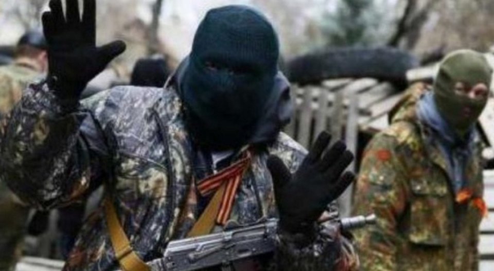 На Донбасі бойовики “ЛДНР” влаштували масштабні навчання: залучили і цивільних