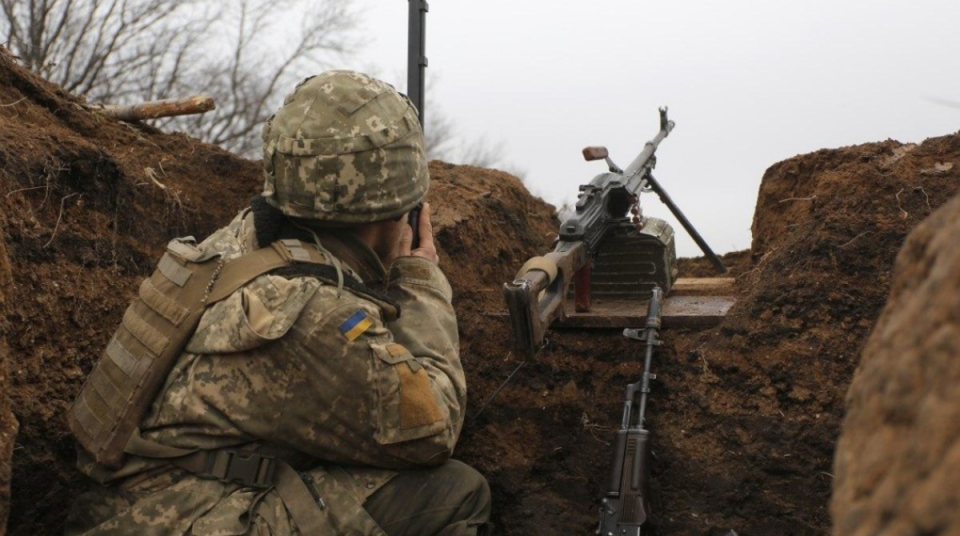 На Донбасі: ворог обстріляв українські позиції щодо мінометів