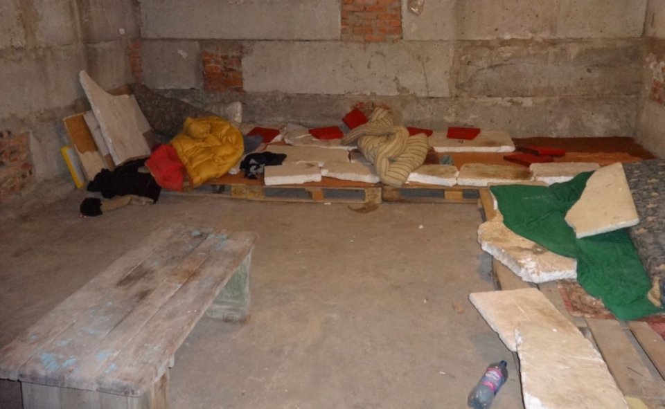 На Донеччині заочно судитимуть охоронців та конвоїрів підпільної в’язниці “Ізоляція”