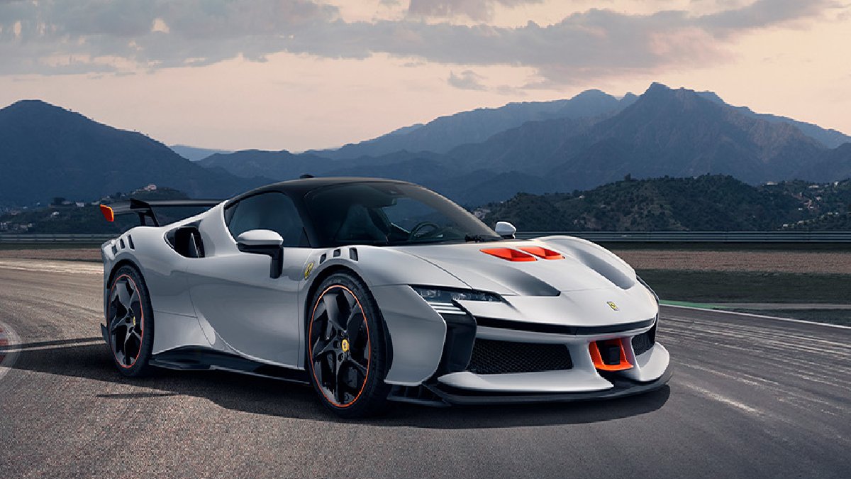 Ferrari стає прокрипто, вирішує приймати платежі в біткойнах, ETH, USDC за свої автомобілі