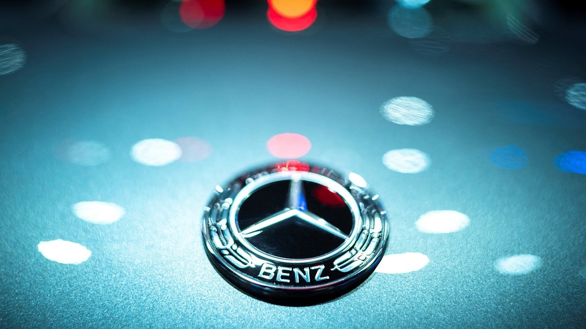Mercedes-Benz може похвалитися галереєю In-Car NFT як частиною оновлення MB.OS