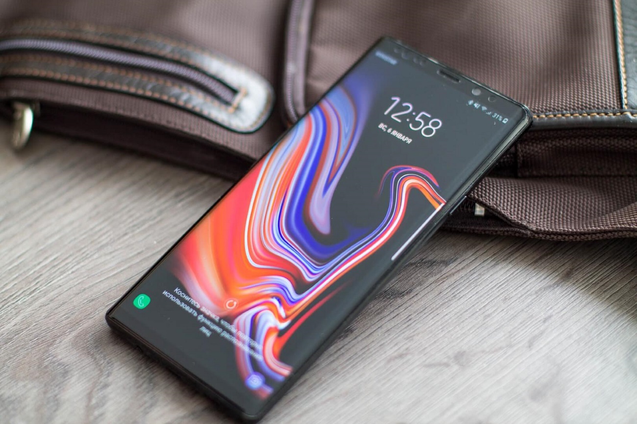 Замена дисплея Samsung Note 9: оригинальная деталь или качественный аналог?