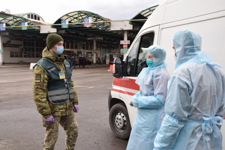 В Україні кількість нових ковпаків значно зросла: яку пропонує Міністерство охорони здоров’я
