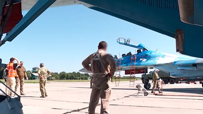 Україна втрачає військову авіацію: літаки старіють, виробляються пілоти (відео)