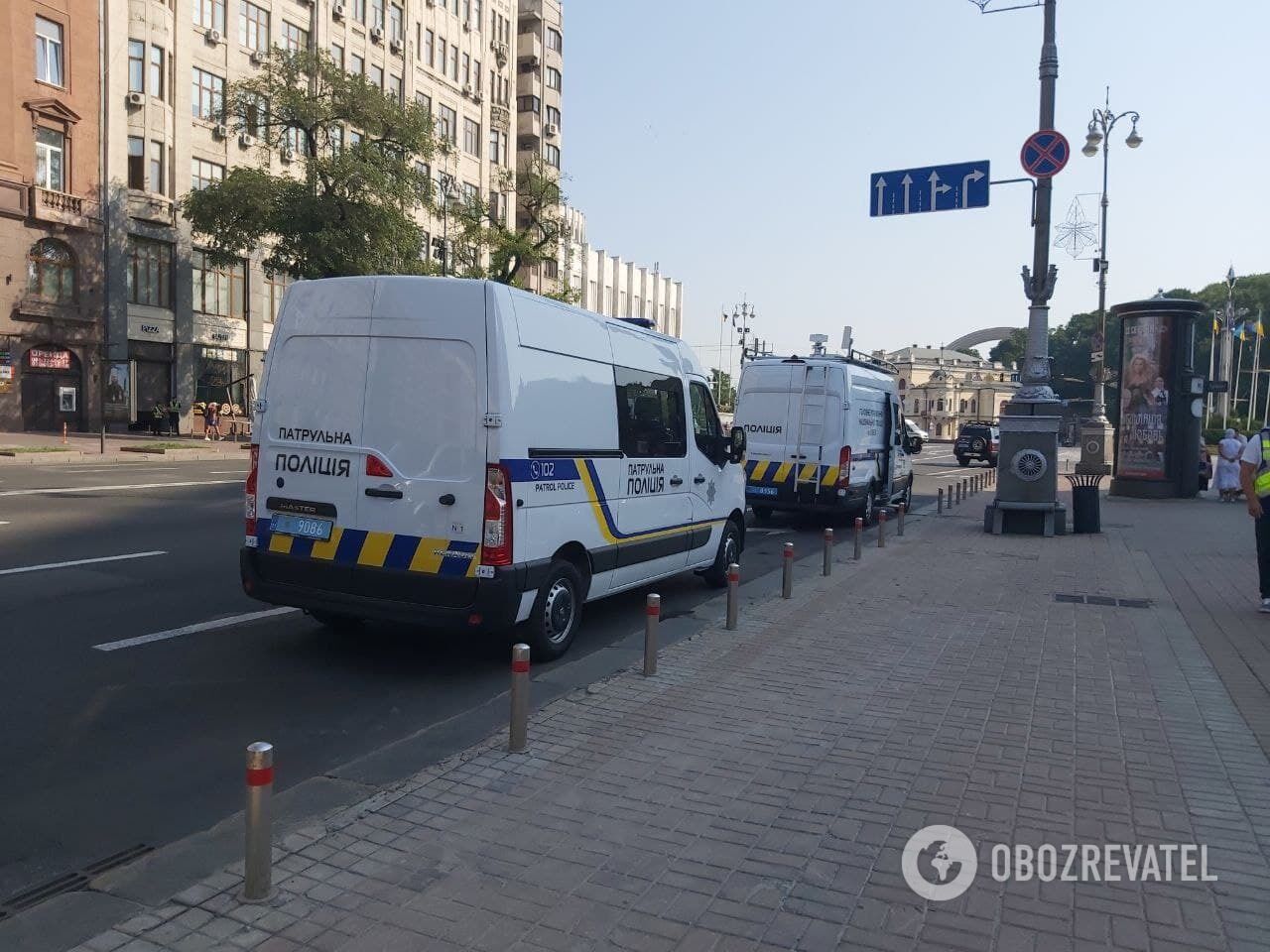 Хрест у Києві: Колапс у метро та натовп людей на вулицях (фото+відео)