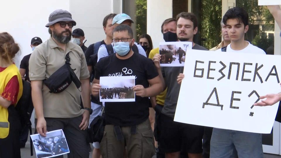 «Журналісти не є метою»: Фотографічні кореспонденти протестували протестним ефектом у Міністерстві внутрішніх справ