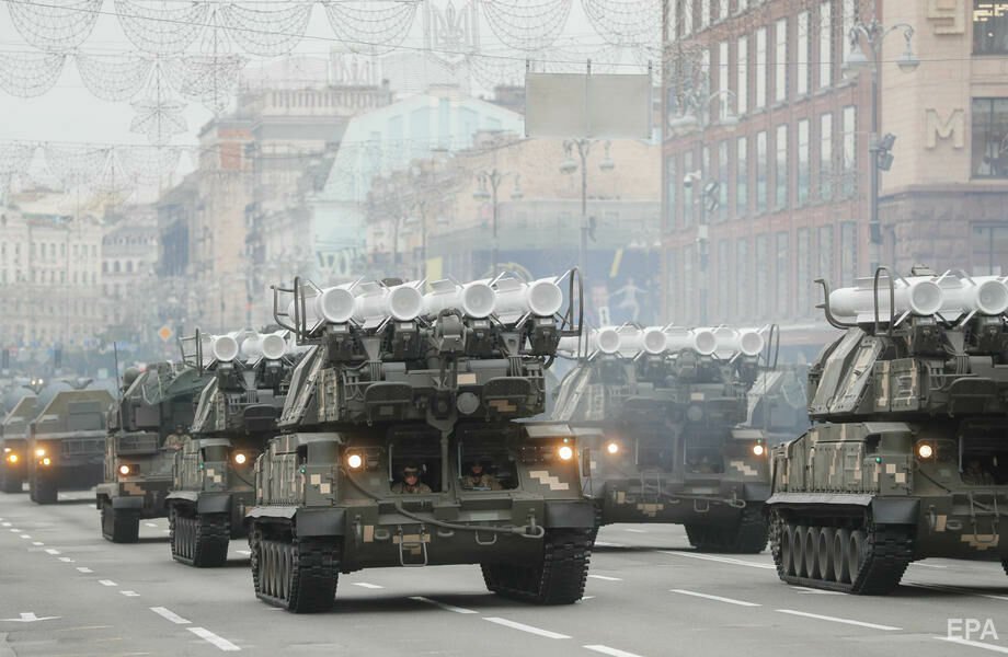 Військовий парад був репетирований у Києві на честь дня незалежності України