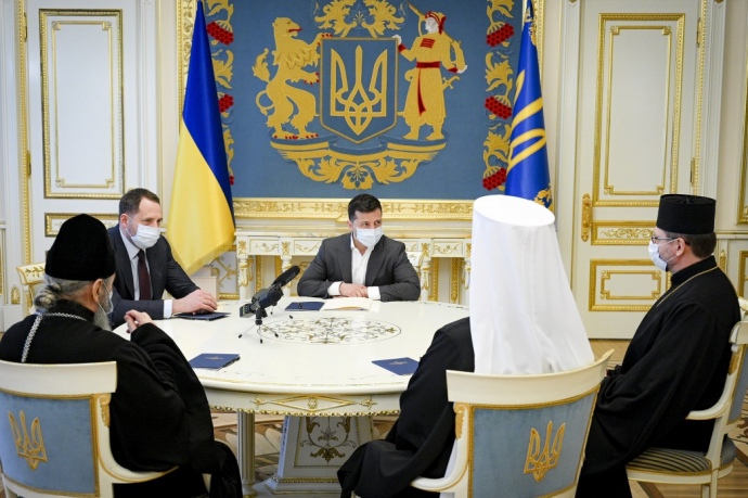Зеленський звернувся по допомогу до глав церков (ВІДЕО)