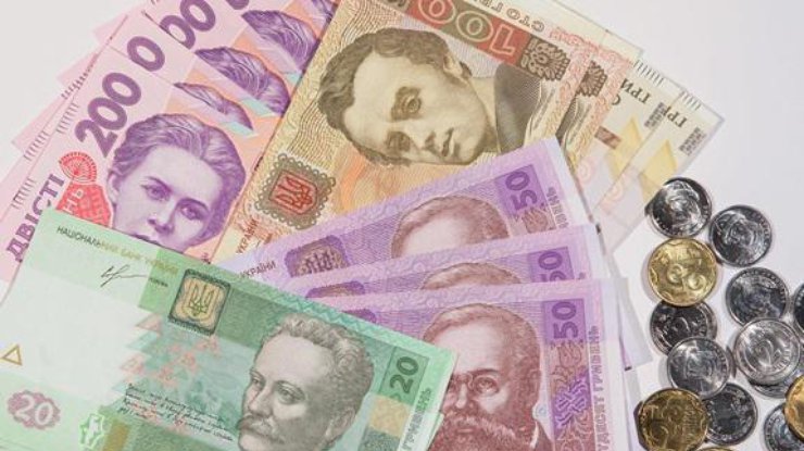В Україні ширяться фальшиві гроші: як розпізнати фальшивку