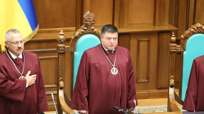 Через крісло Тупицького виникли сварки між суддями Конституційного суду