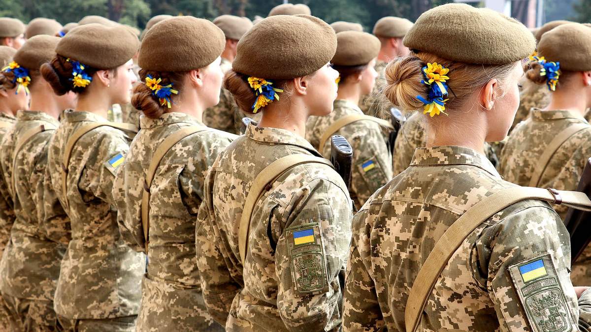 Жінки на посадах командирів взводів: скільки представниць прекрасної статі служать у ЗСУ