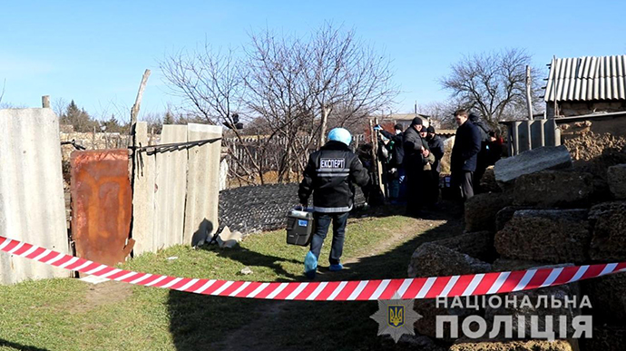 Порізав зап’ястки: подробиці затримання підозрюваного у вбивстві 7-річної дівчинки (ВІДЕО)