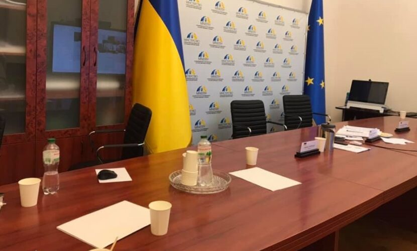 Українська делегація в ТКГ призупинила переговори в політичній підгрупі