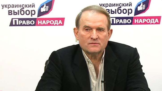 Трьом поплічникам Медведчука інкримінують державну зраду