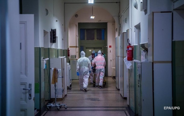 Сьогодні госпіталізовано понад 5 тисяч українців з COVID
