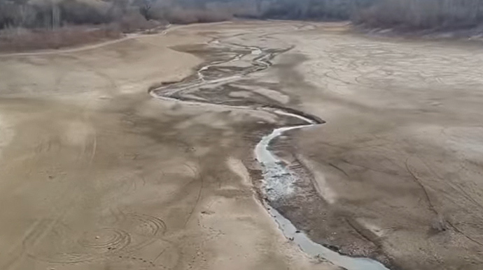 У Криму висохло Аянське водосховище (ФОТО+ВІДЕО)