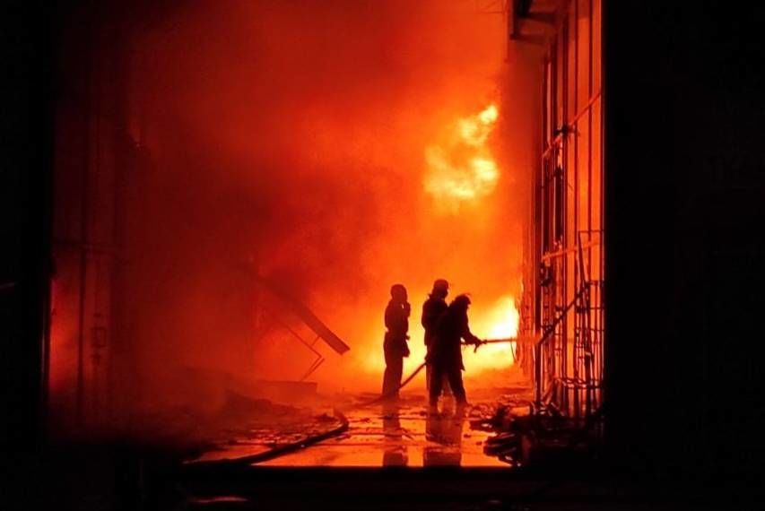 Пожежа “Барбашово” у Харкові знищила частину ринку (ФОТО+ВІДЕО)
