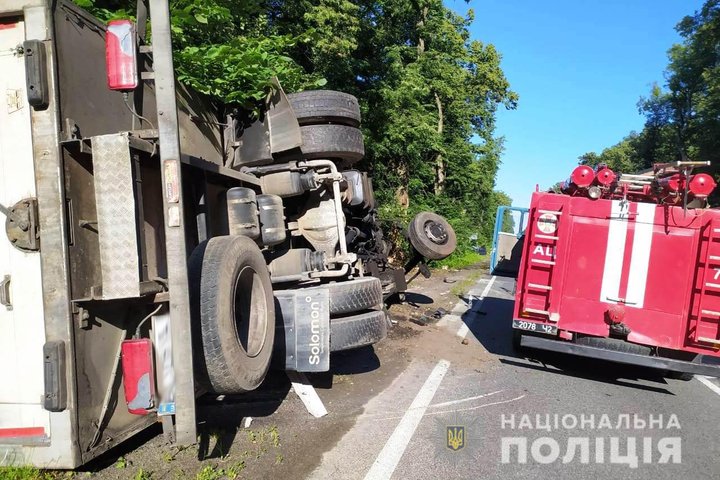 Велике ДТП у Вінницькій області: 4 загиблих та 4 поранених