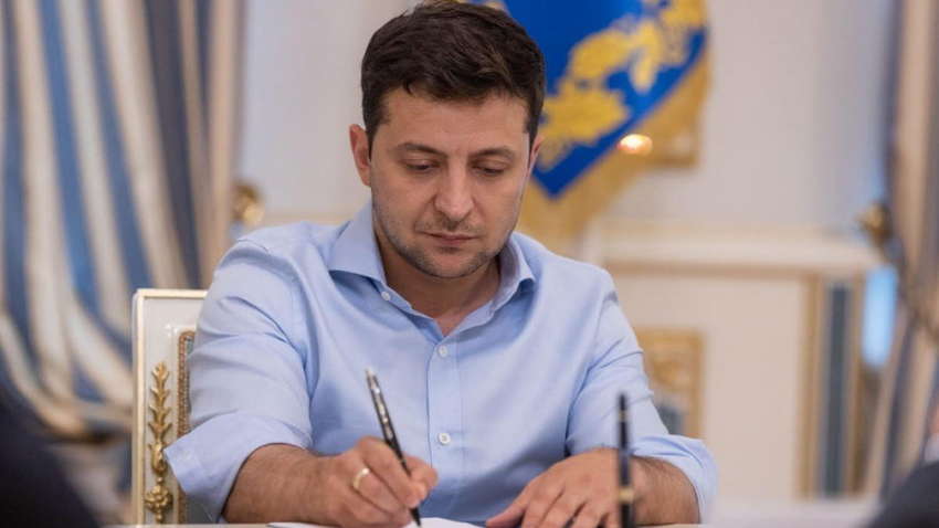 Передача сільськогосподарських земель громадам: Указ Зеленського
