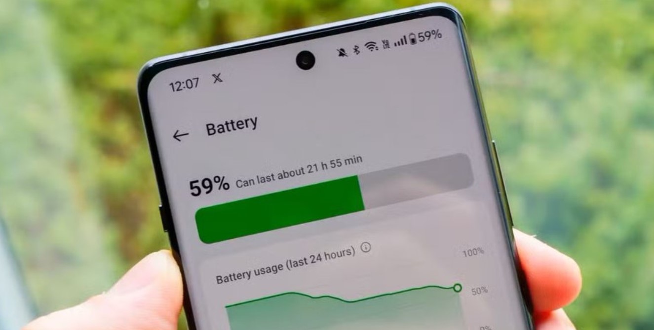 Після оновлення Samsung сідає швидше — проблема в системі чи батареї?