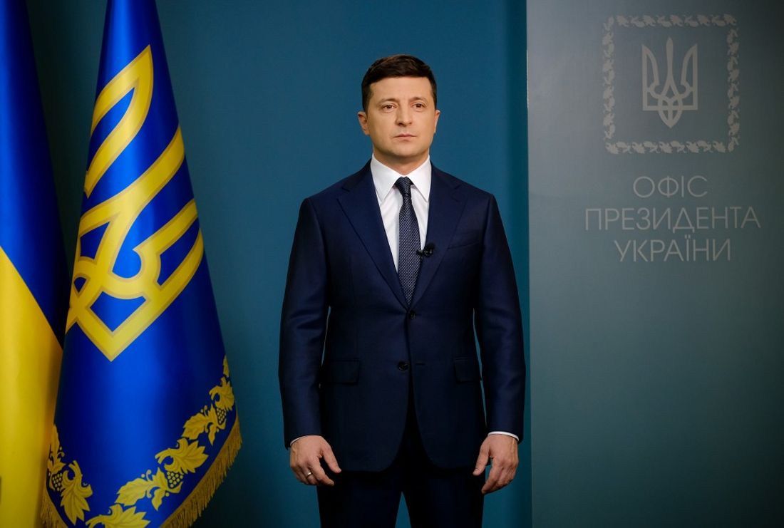 “Одні й самі люди навколо, той самий розпорядок дня” (Звернення Президекнта)