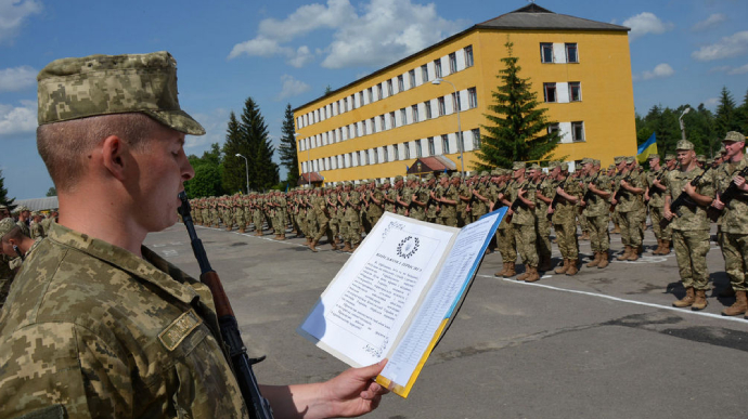 В армію з 18 років йти не обов’язково – роз’яснення Генштабу