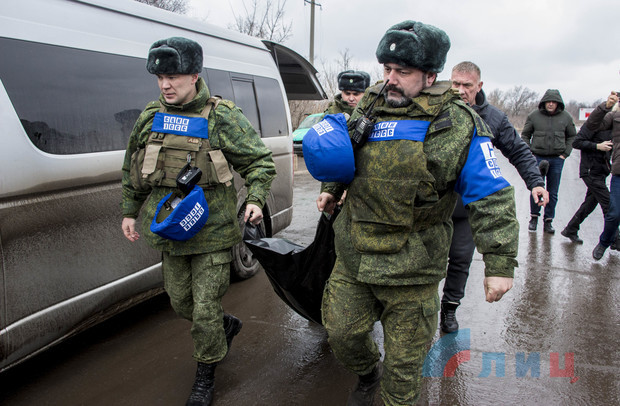 Бойовики передали Україні тіла двох загиблих бійців
