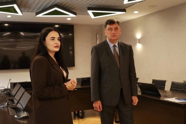 Мойсієнка офіційно представили як керівника департаменту економіки