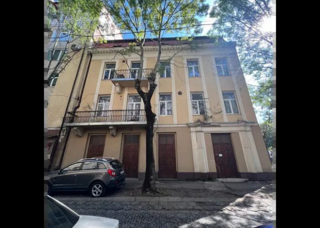 У Франківську знову продають «Будинок залізничників» за 49,5 мільйона