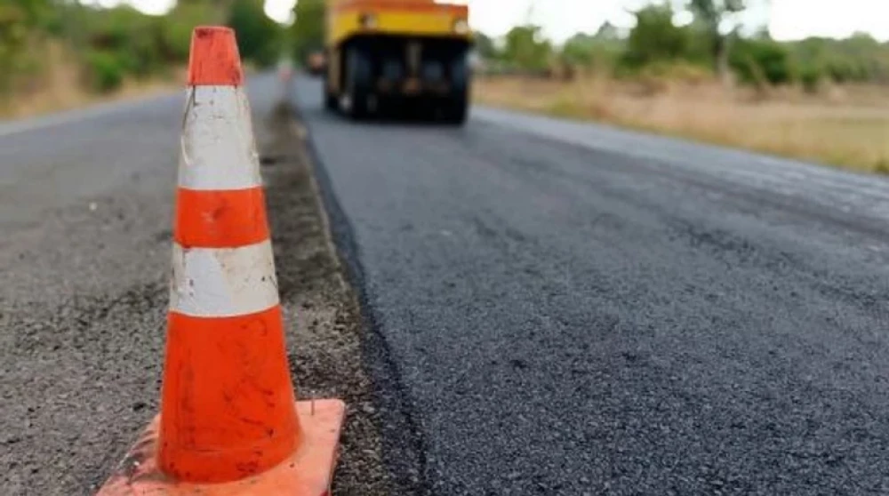 Пів мільярда гривень витратять на обслуговування доріг у трьох районах Прикарпаття